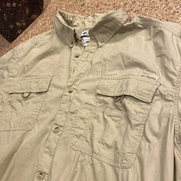 Columbia Men’s XL Button Down Button Up Short Sleeve Shirt - Picture 1 of 15